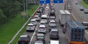 Libur panjang, 12 Ribu Kendaraan Serbu Kawasan Wisata Puncak