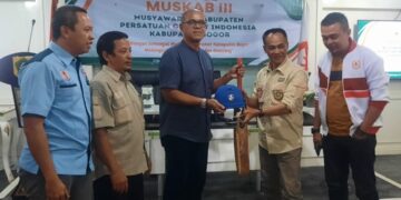 Juju Djunaedi Resmi Pimpin Cabor Cricket Kabupaten Bogor