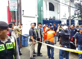 Polisi rekontruksi pembunuhan satpam di rumah mewah di bogor