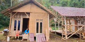 Relawan Sehati Bangun Hunian sementara untuk korban banjir bandang