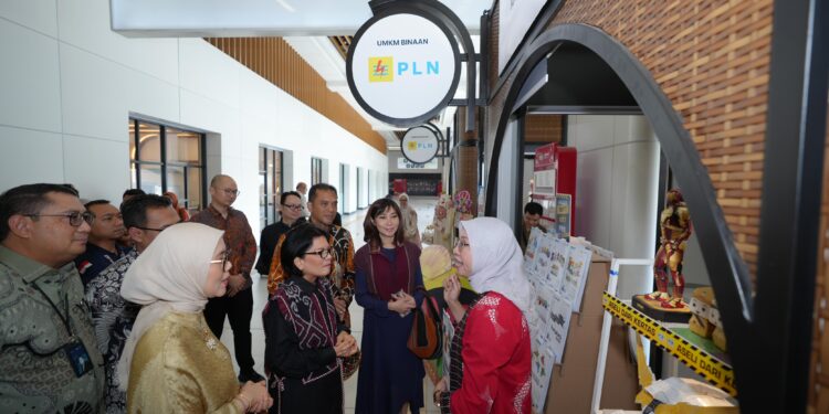 Perluas Peluang Bisnis, Binaan PLN Kini Hadir di Bazar UMKM Indonesia KCIC
