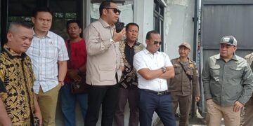 Sidak Pabrik, Anggota Dewan Dihadang Security, Terpaksa menunggu di Pos