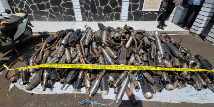 Ratusan Knalpot Brong, Terjaring Razia Satlantas Polres Sukabumi.