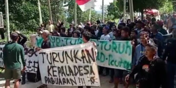 Kades Pabuaran Sukamakmur di Tuntut Mundur, Ada Apa ?