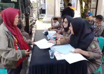 Penegakan Perda No. 2 Th 2024,  Satpol-PP kota Sukabumi Tertibkan Sejumlah PKL