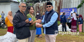 Jelang Lebaran, Subhan Bagikan 7 Ton Daging Ayam Gratis