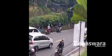 Viral Oknum Polantas Kawal Mobil Mewah Pepet Pemotor dipuncak