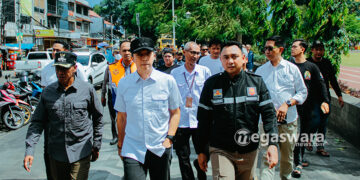 Wisatawan Membludak, Dedie Rachim Pantau Lalu Lintas di Sekitar Alun-alun