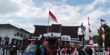 Gagas Dana Wakaf Abadi Wali Kota  Ayep Zaki di Demo Mahasiswa