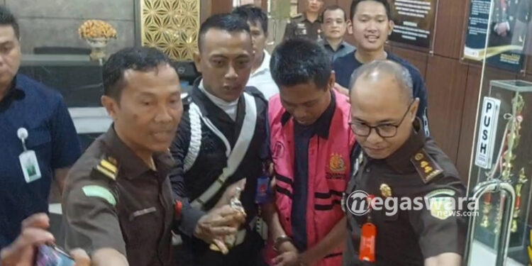 Kadis LH Tangsel Tersangka Korupsi Pengelolaan Sampah, Nilai Fantastis 75.9 Milyar