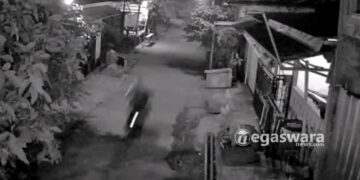 Terekam CCTV, Komplotan Curanmor Gasak Satu Unit Motor di Citeureup