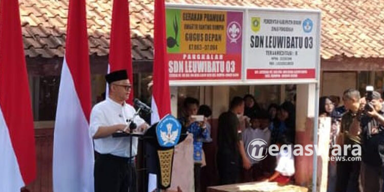 Pelajar di Jabar Masuk Barak Militer, Mendikdasmen, “Aduh No komen Yaa”