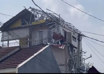 Angin Puting Beliung Bersekala Besar, Pora Porandakan Desa Cibunarjaya