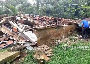 1 Unit Rumah Ambruk, Diterjang Angin Kencang