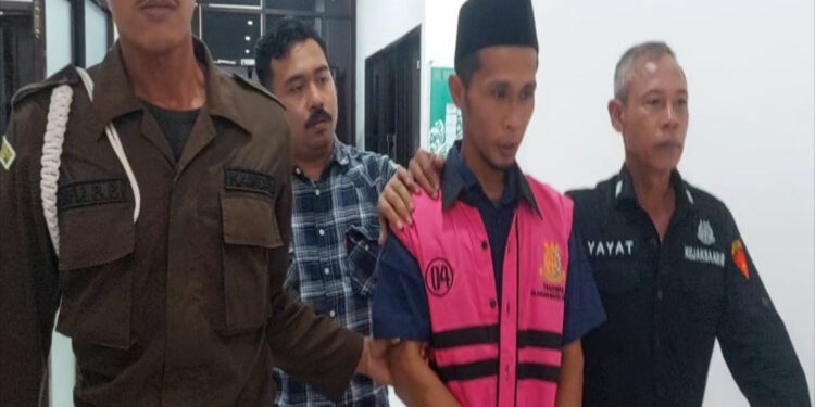 Tilep Dana Pertanian , Kaur Desa Sukamenak Serang Masuk Bui