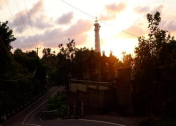 Mercusuar Gili Selang Jadi Titik Navigasi Penting dan Spot Matahari Terbit di Timur Bali