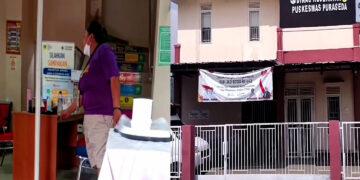 Viral di Medsos, Ibu Paruh Baya Mengamuk di Puskesmas Puraseda Akibat Buruknya Pelayanan