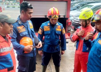 Satu Orang Hilang di Gunung Salak, Tim SAR Terus Lakukan Pencarian