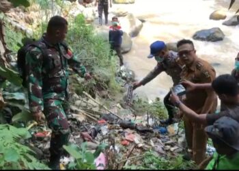 Warga Cibadak Digegerkan Penemuan Mayat Di Kolong Jembatan Sekarwangi