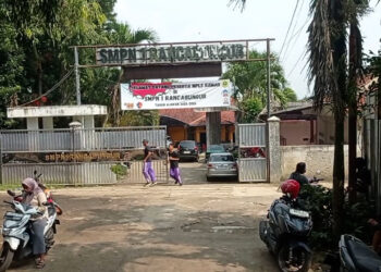 Diduga Lakukan Pungli Seragam, SMPN 1 Rancabungur Dikeluhkan Orang Tua Murid