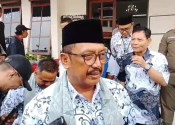 bupati sukabumi asep jafar saat menhadiri onferensi Persatuan Guru Republik Indonesia (PGRI)
