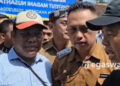 Gubernur-Jabar-Hentikan-Sementara-Tambang-Pemasok-Tol-Bocimi-Saat-Sidak-di-Sukabumi.
