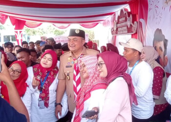 Bupati Bogor Gelar Kunjungan Kerja di Desa Cilebut Barat, Warga Antusias Sambut Beragam Layanan Publik