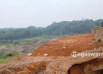 Warga Tegal Wangi Tuntut PT Mikie Oleo Nabati Industri Bertanggung Jawab atas Limbah B3