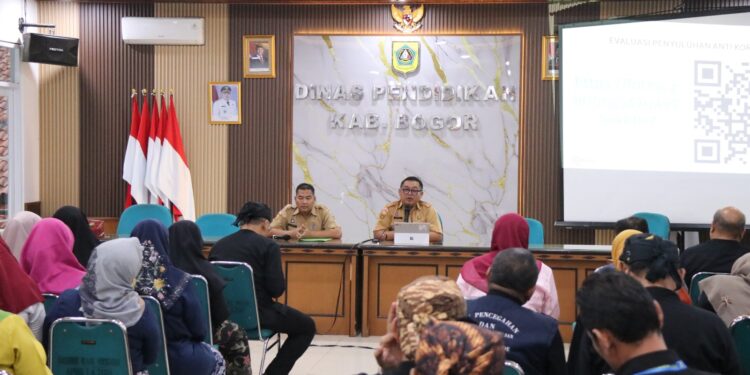 Pemerintah Kabupaten Bogor melalui Dinas Pendidikan mencanangkan program strategis untuk menangani Anak Tidak Sekolah