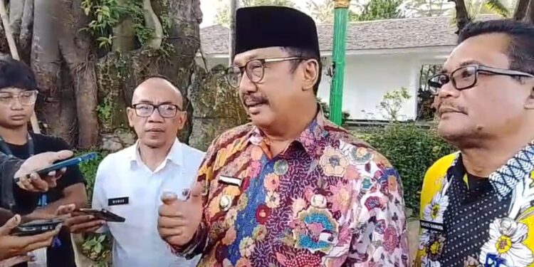 Bupati Sukabumi Asep Jafar Tanggapi Balita Raya meninggal akibat cacing bersarang di tubuhnya