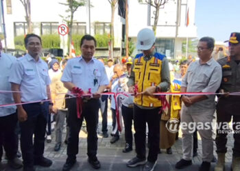 Dedie A Rachim Resmikan Pintu masuk Baru stasiun bogor