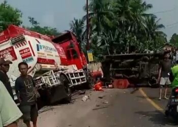 Truk Tangki Pertamina Alami Rem Blong Hantam Sejumlah Kendaraan Di Cigudeg