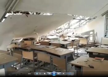 Atap SMKN 01 Cileungsi Ambruk, 36 Siswa Dilarikan ke Rumah Sakit