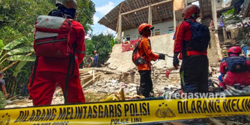 masjid ambruk saat peringatan maulid nabi 3 oang tewas