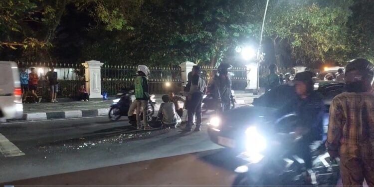 Bersenggolan dengan BisKita, Dua Wanita Berboncengan Terjungkal di Jalan Juanda Bogor