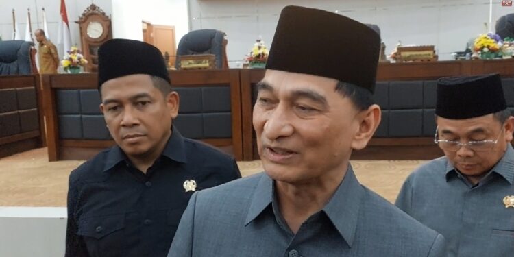 Tampar Siswa karena Merokok, Kepsek SMAN 1 Cimarga Dinonaktifkan