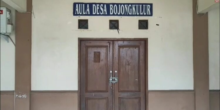 Kantor Desa Bojong Kulur Disegel Orang Tak Dikenal,  Pelayanan Lumpuh Total
