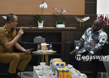 Wali Kota Sukabumi Ayep Zaki Bersama Menteri HAM RI Natalius Pigai