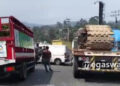 Kecelakaan Beruntun Libatkan 6 Kendaraan di Jalan Raya Pemuruyan Sukabumi.