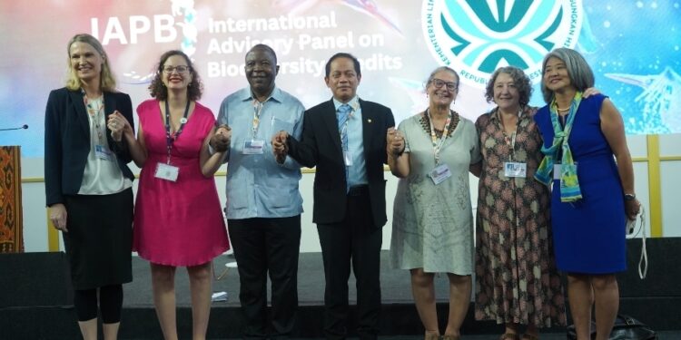 Forum Kebijakan Kredit Alam Diluncurkan di COP30, Indonesia Tegaskan Komitmen Pemulihan Biodiversitas