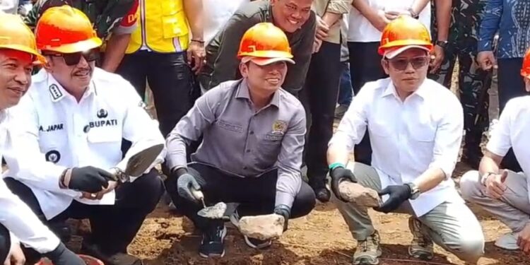 Menko PM (Cak Imin), Segera Relokasi Korban Penyintas Tanah Longsor di Desa Sukarame Cisolok Sukabumi