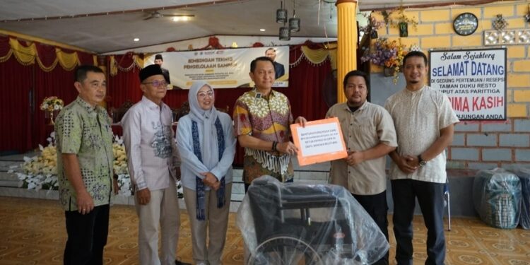 Dorong Pengurangan Sampah, KLH Bersama Komisi XII DPR RI Turun Beri Bimbingan dan Motor Sampah di Bangka Barat