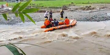 Jembatan Putus, Empat Kampung Di Desa Loji Simpenan Sukabumi Terisolir, 216 KK butuh Pertolongan