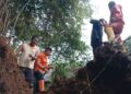 Lapuk, Rumah Bambu di Kelurahan Nanggeleng Kota Sukabumi Ambruk