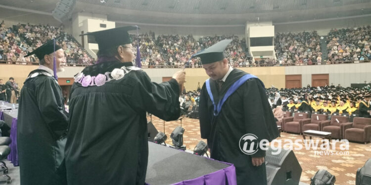 Wisuda gunadarma JICC Desember 2025