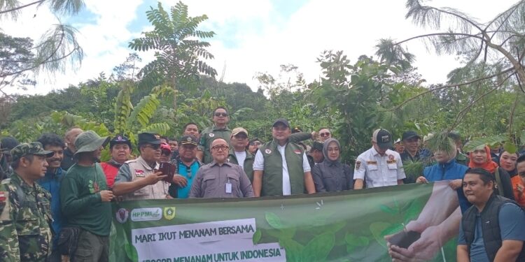 Gerakan Menanam di Hulu Sungai Jadi Langkah Nyata Pemulihan DAS Ciliwung