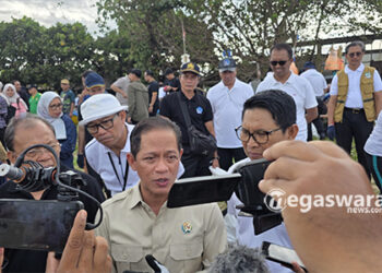 KLH Desak Denpasar dan Badung Terapkan Pemilahan Sampah