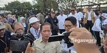 KLH Desak Denpasar dan Badung Terapkan Pemilahan Sampah