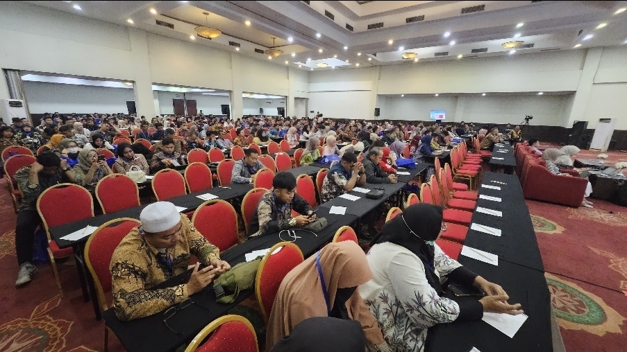 Ratusan Perwakilan SPPG ikuti Bimtek SLHS di Hotel Pajajaran Suite BNR, Sabtu (7/3/2026)