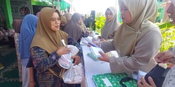 Ponpes Raudhotul Fata Gelar Santunan 450 Mustahik di Sukabumi